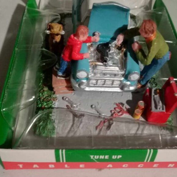 2  figurines Table Accents - Picture 5 of 7